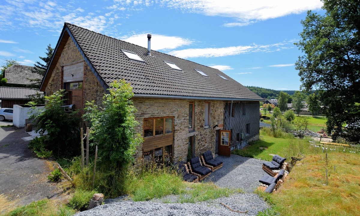 Amel House | Modern Holiday Home in Meyerode with Terrace