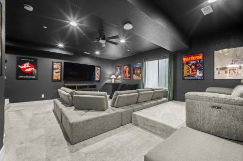 Westminster House | Modern Home with Firepit Grill Cinema Room