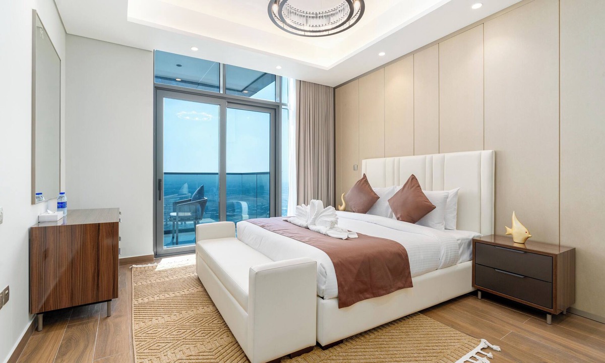 Business Bay Apartment | Modern Luxe 1BR Partial Burj View & King Bed