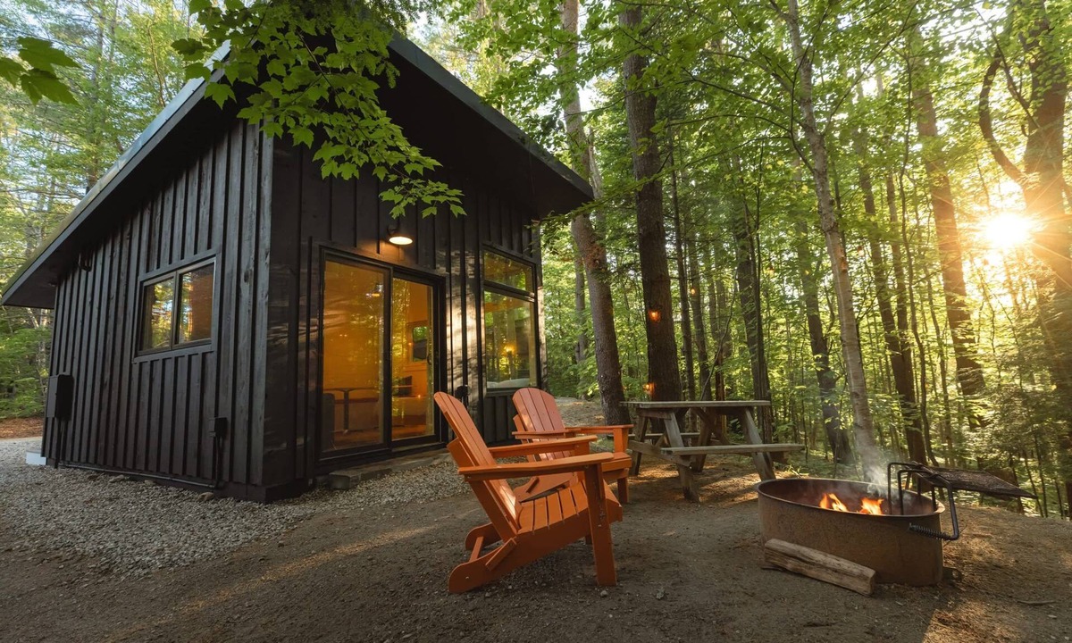 Freeport Cabin | Modern, Luxurious Cabin in the Woods - 03