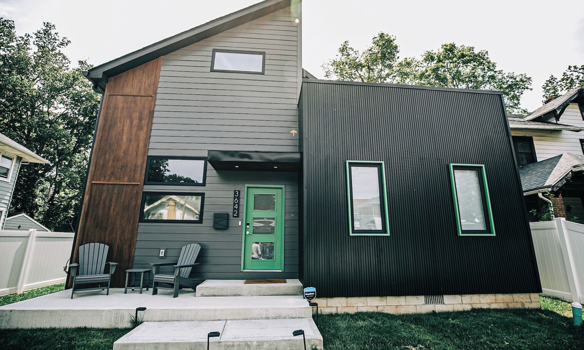 Mapleton/Fall Creek House | Modern Luxury Centrally Located 3BR/3BA Mins Away From Fairgrounds & Downtown
