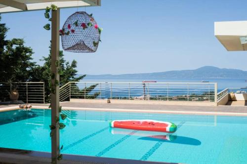 Diasella Villa | Modern Luxury Villa with Pool, just 5min to sea