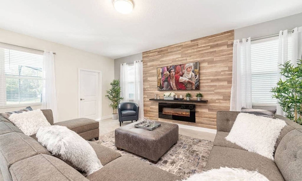 Kissimmee House | Modern Marvel-Spacious, Themed, Fun-Filled Family Getaway