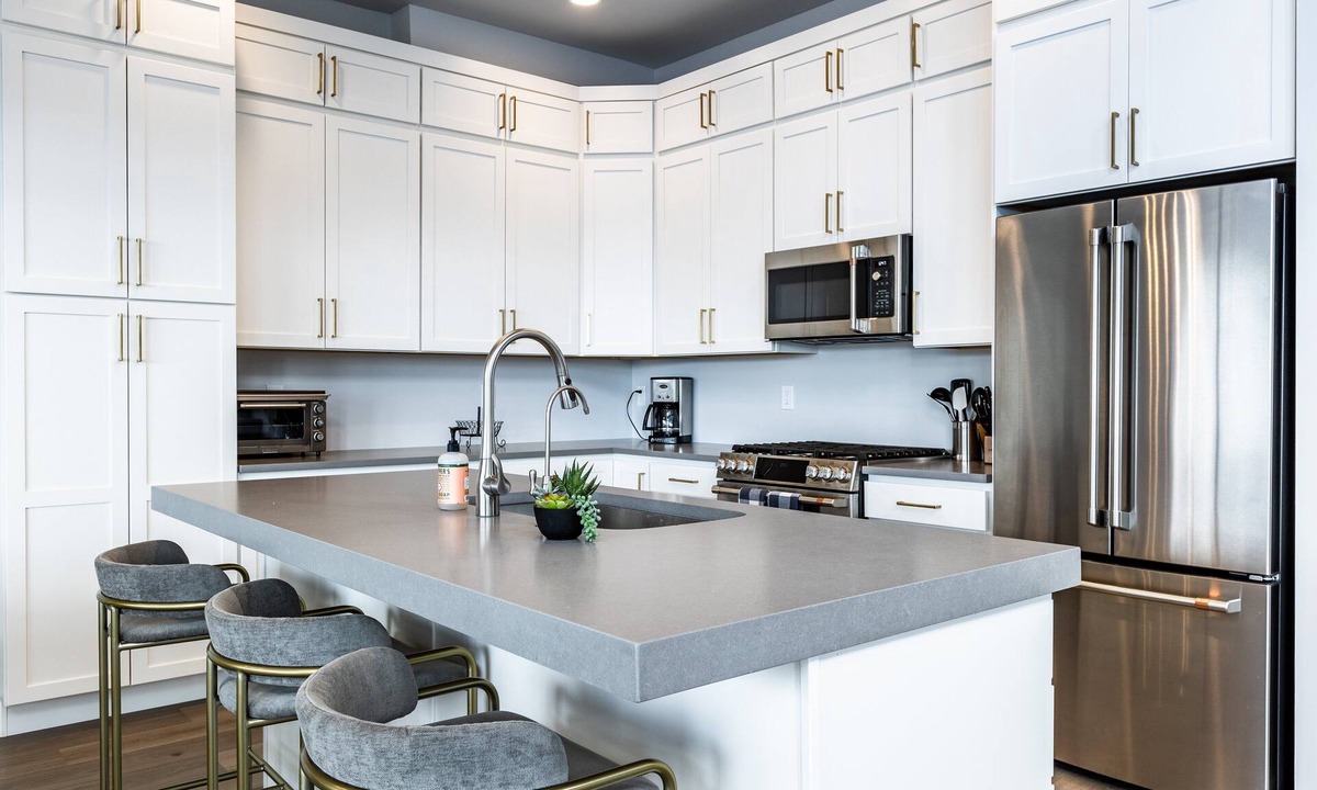 Deer Mountain House | Modern Mountain Retreat Sleeps 10 Park City