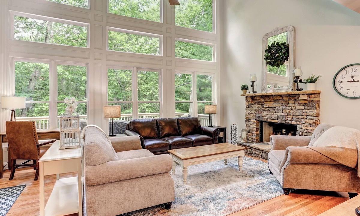 Big Canoe Cabin | Modern Mountain Retreat, Big Canoe, Views, Hot Tub, Game Room, Pet friendly