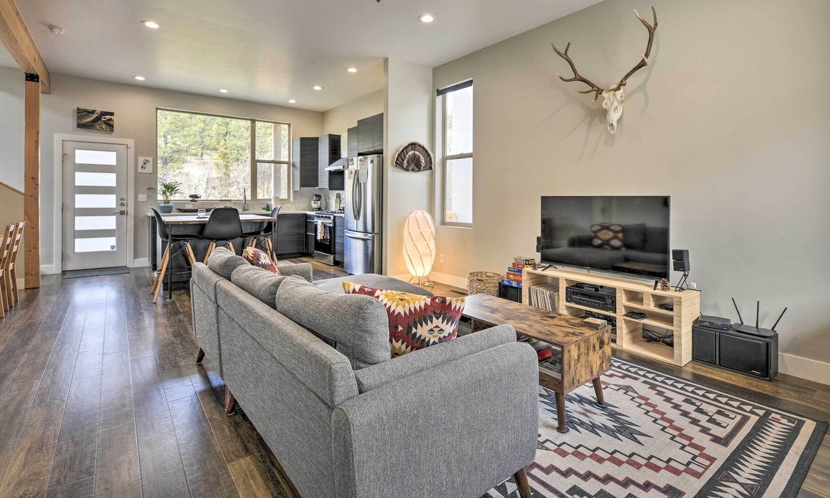 Durango House | Modern Mtn Getaway w/ Deck, Gas Grill + Views