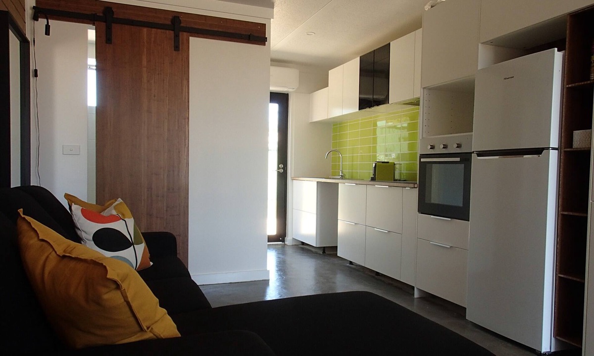 Wahgunyah Apartment | Modern Murray River Retreat