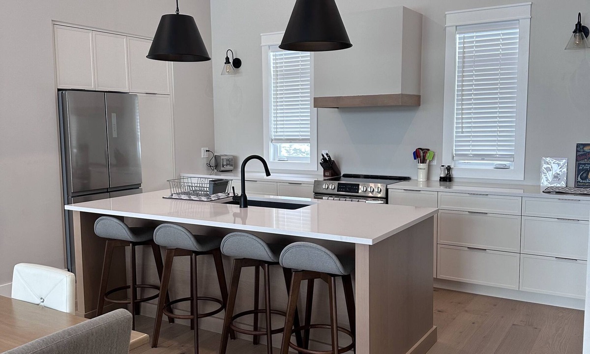Clinton Cottage | Modern PEI Cottage with Stunning River Views - Near Cavendish