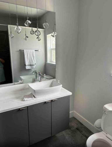 Santa Rosa Beach Other | Modern private bedroom
