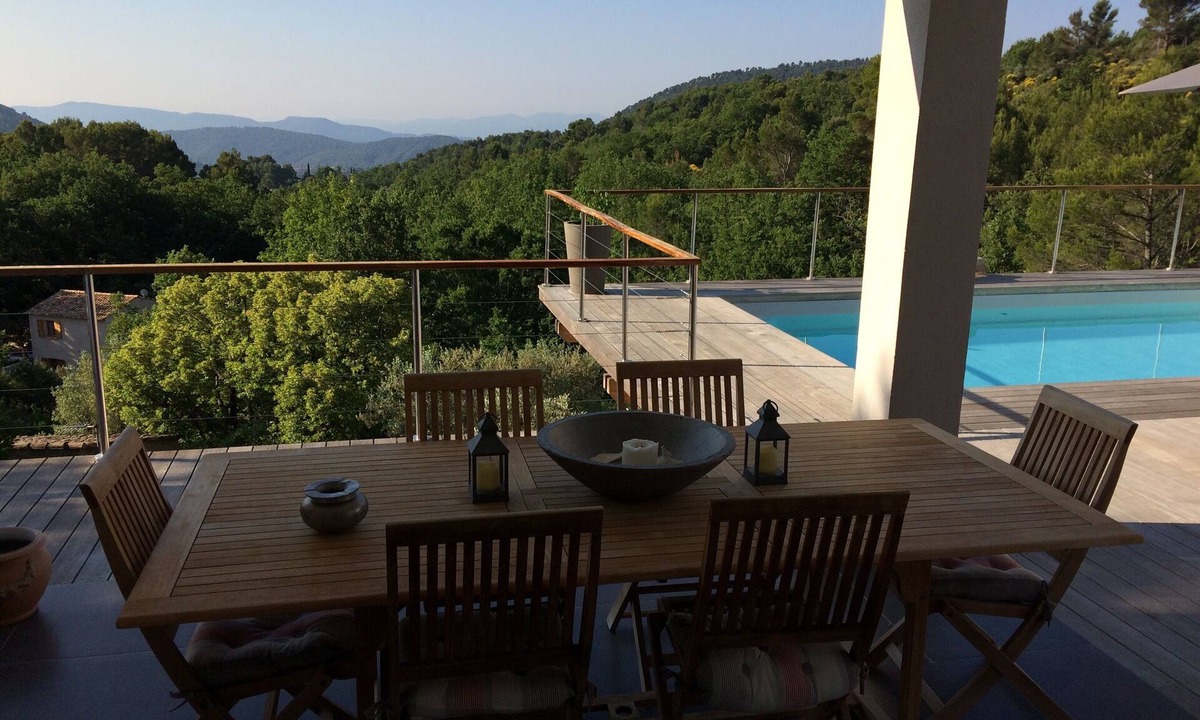 Bargemon House | modern Provencal house and all comfort