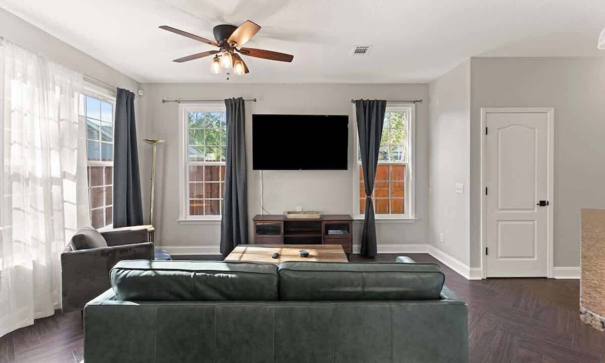 Brunswick House | Modern Retreat
