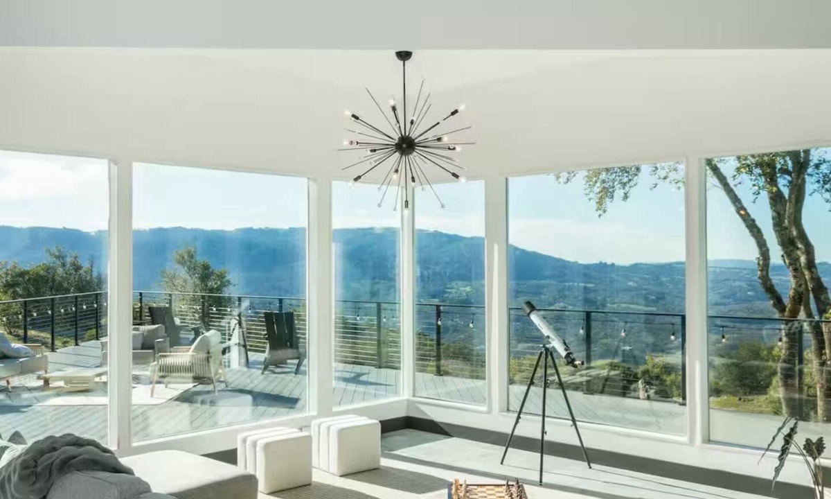 Glen Ellen House | Modern Sanctuary with Stunning Valley Views