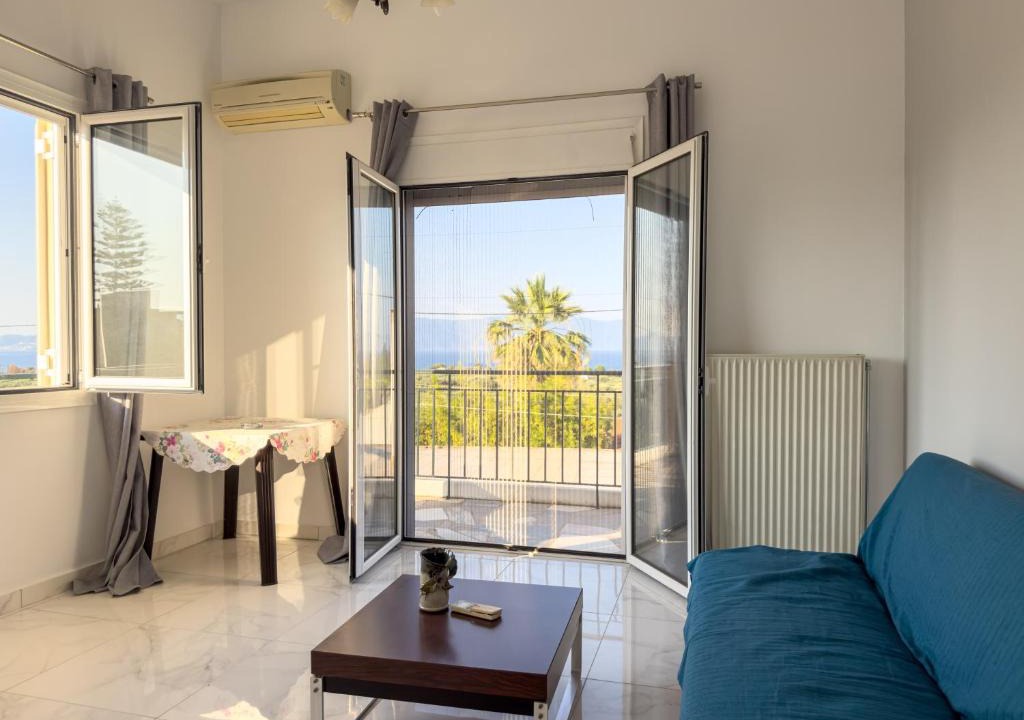 Arkitsa Apartment | Modern Sea View Apartment - Arkitsa Rentals