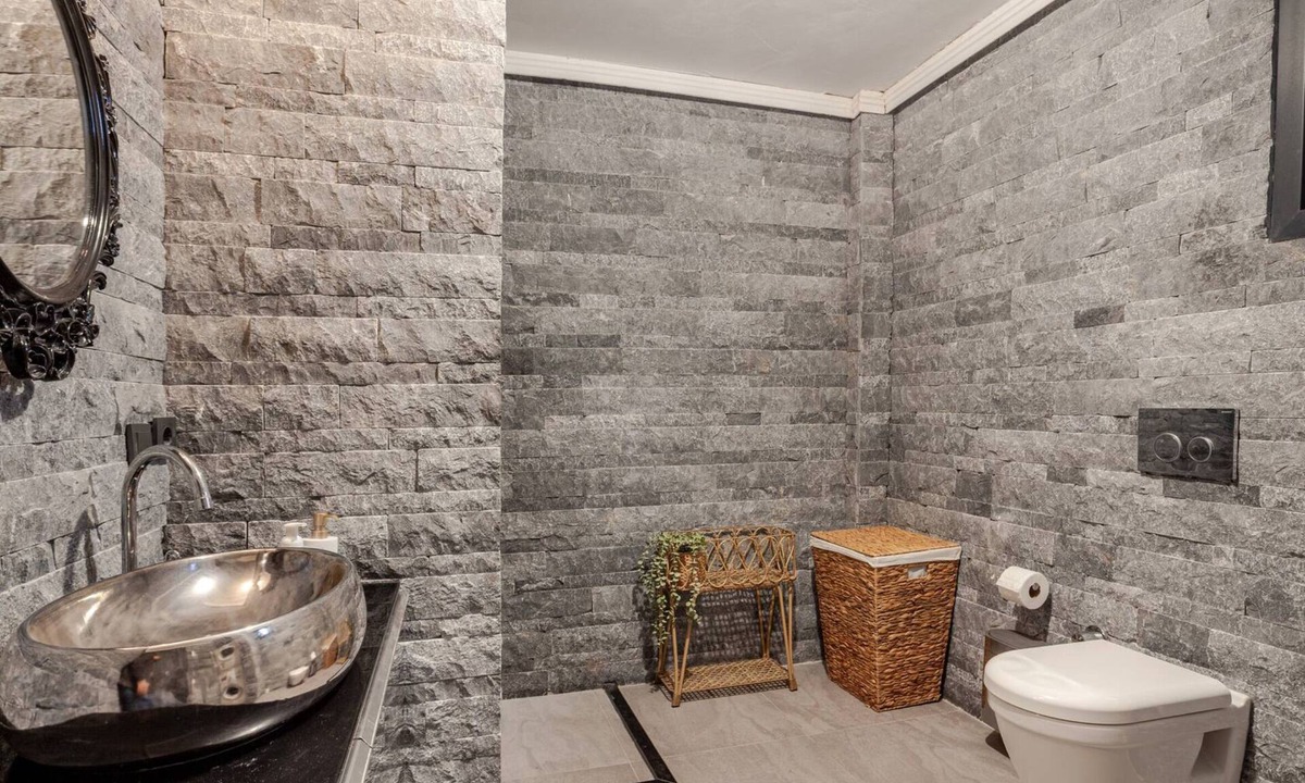 Pendik District Villa | Modern Sea View Escape I Poolside Luxury Villa