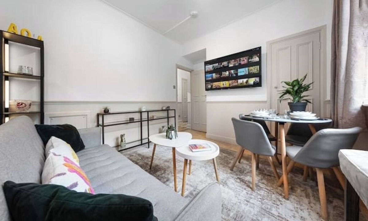 Belsize Apartment | *Modern Spacious 3 Bedroom flat in Central London*