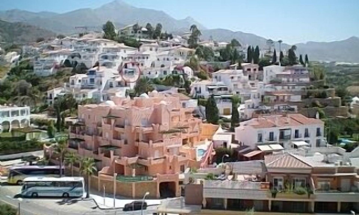 Nerja Apartment | Modern, Spacious, and Well Equipped Apartment With Mountain And Sea Views