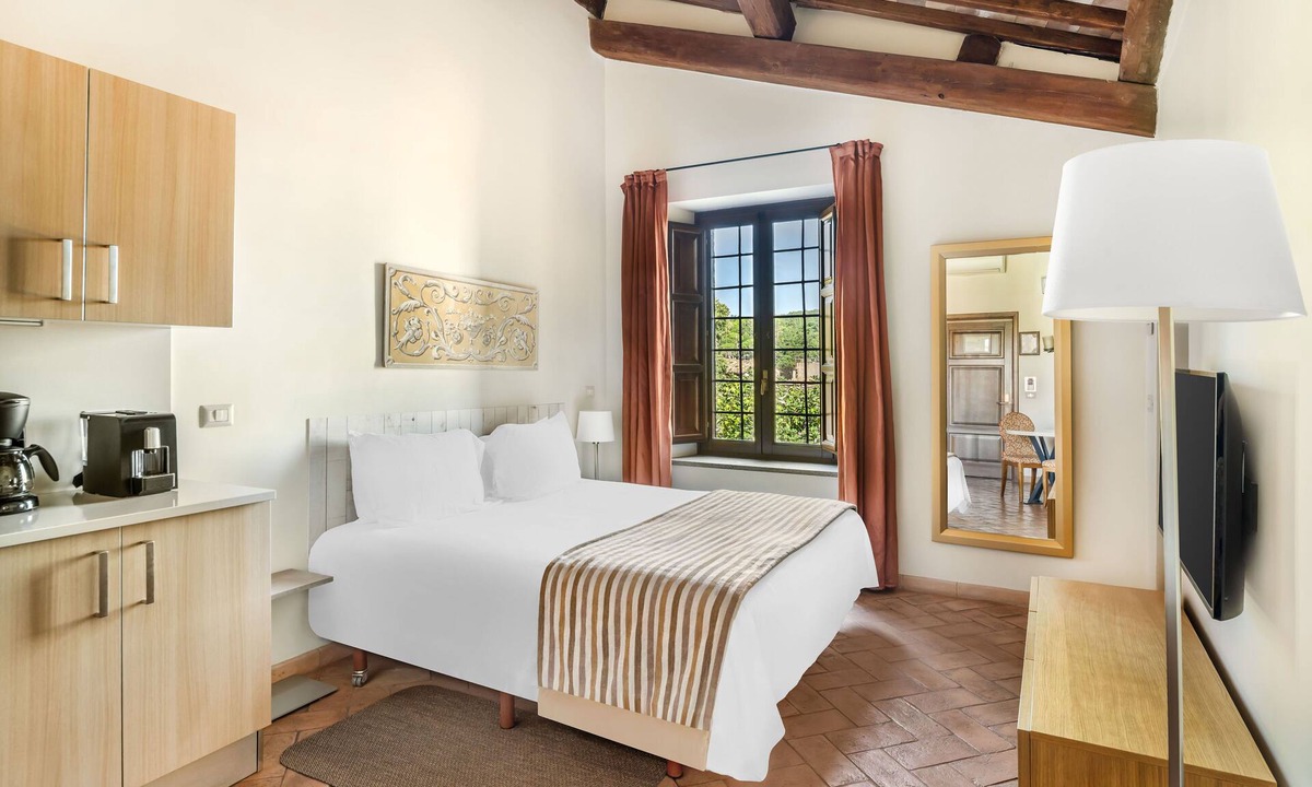 Soriano nel Cimino Apartment | Modern Studio | 17th Century Resort | Sleeps 2