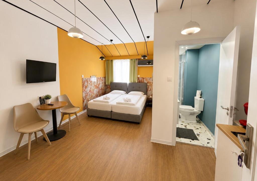 Limassol Apartment | Modern Studio 11 private Kitchenette and Bathroom