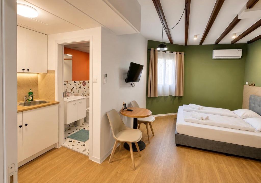 Limassol Apartment | Modern Studio 4 private Kitchenette and Bathroom