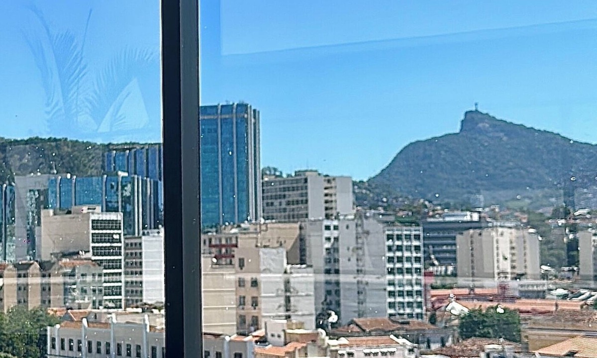 Lapa Apartment | Modern studio in Rio's Historic Center | Metro + Light Rail