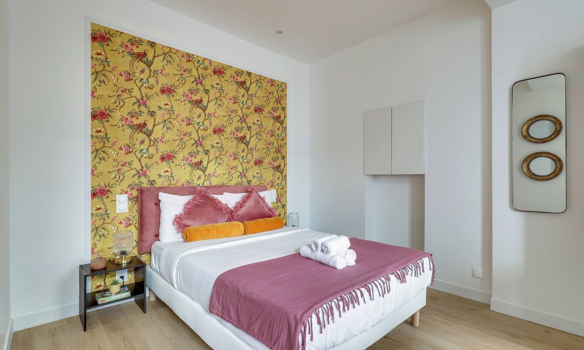 Strasbourg -Saint-Denis Apartment | Modern studio in the heart of Paris