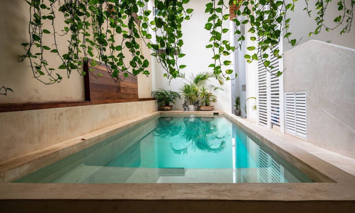 Zazil-ha Condo | Modern Studio w/Rooftop Pool-Walk to Beach+5th ave
