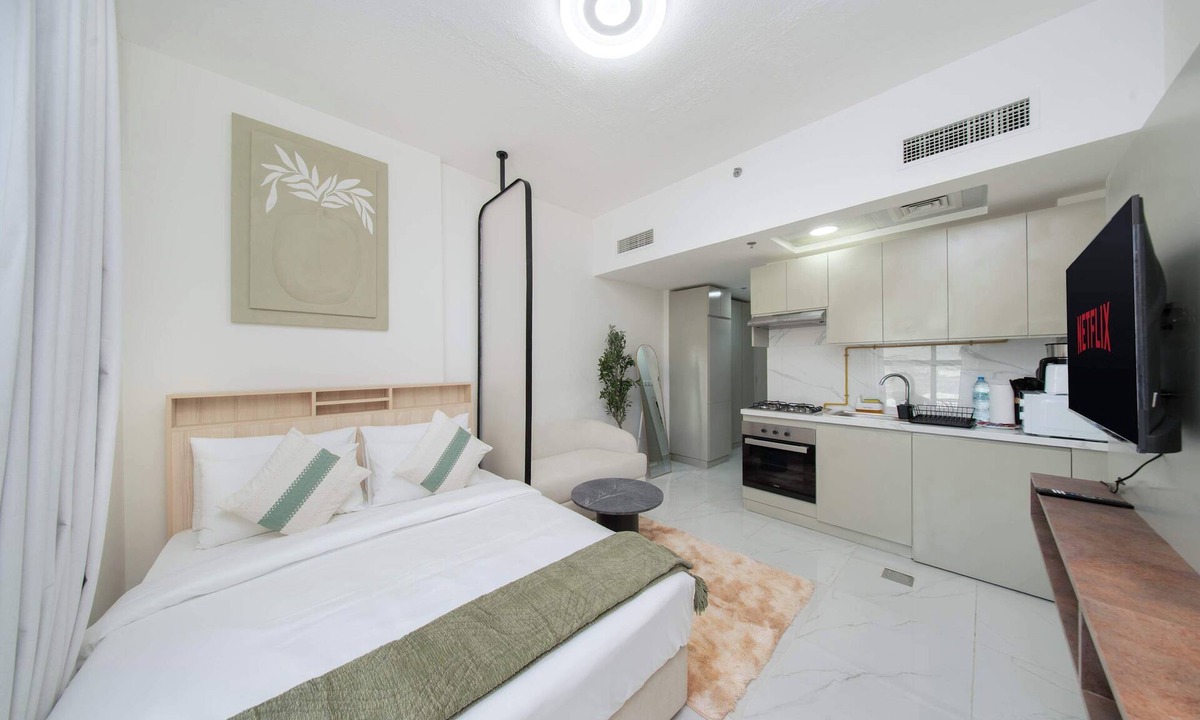 Jebel Ali Apartment | Modern Studio Near Metro | Pool, Gym & Expo Access