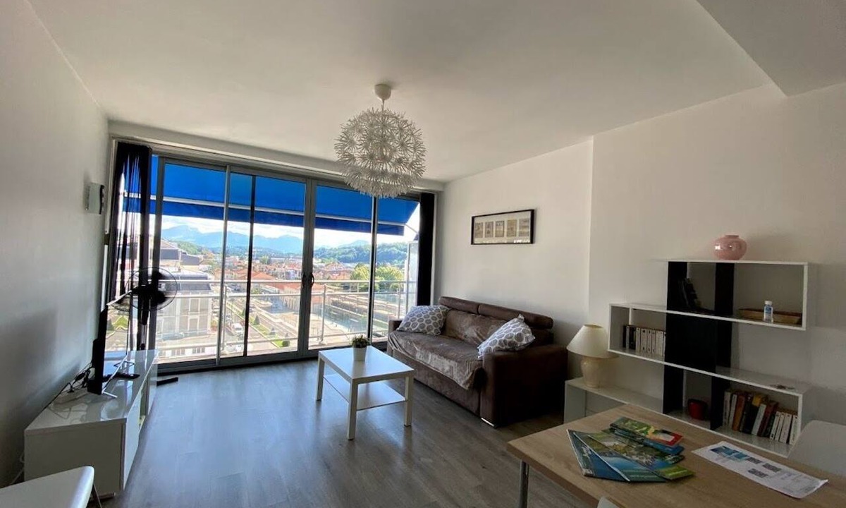 Aix-les-Bains City Center Apartment | Modern studio with breathtaking view close to the train station
