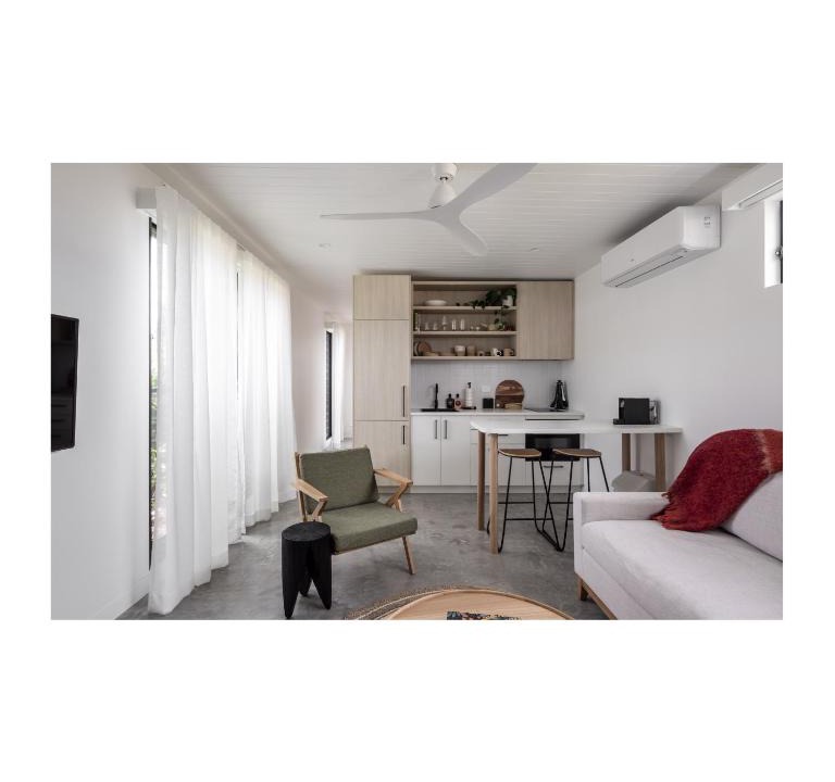 Albion Park Rail Apartment | Modern Studio with Outdoor Bath and Cabin Sauna