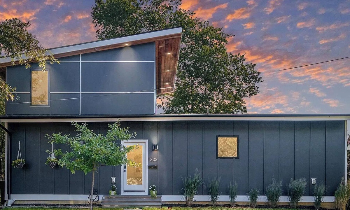 Annapolis House | Modern Styled Home in Historic Annapolis Eastport Neighborhood