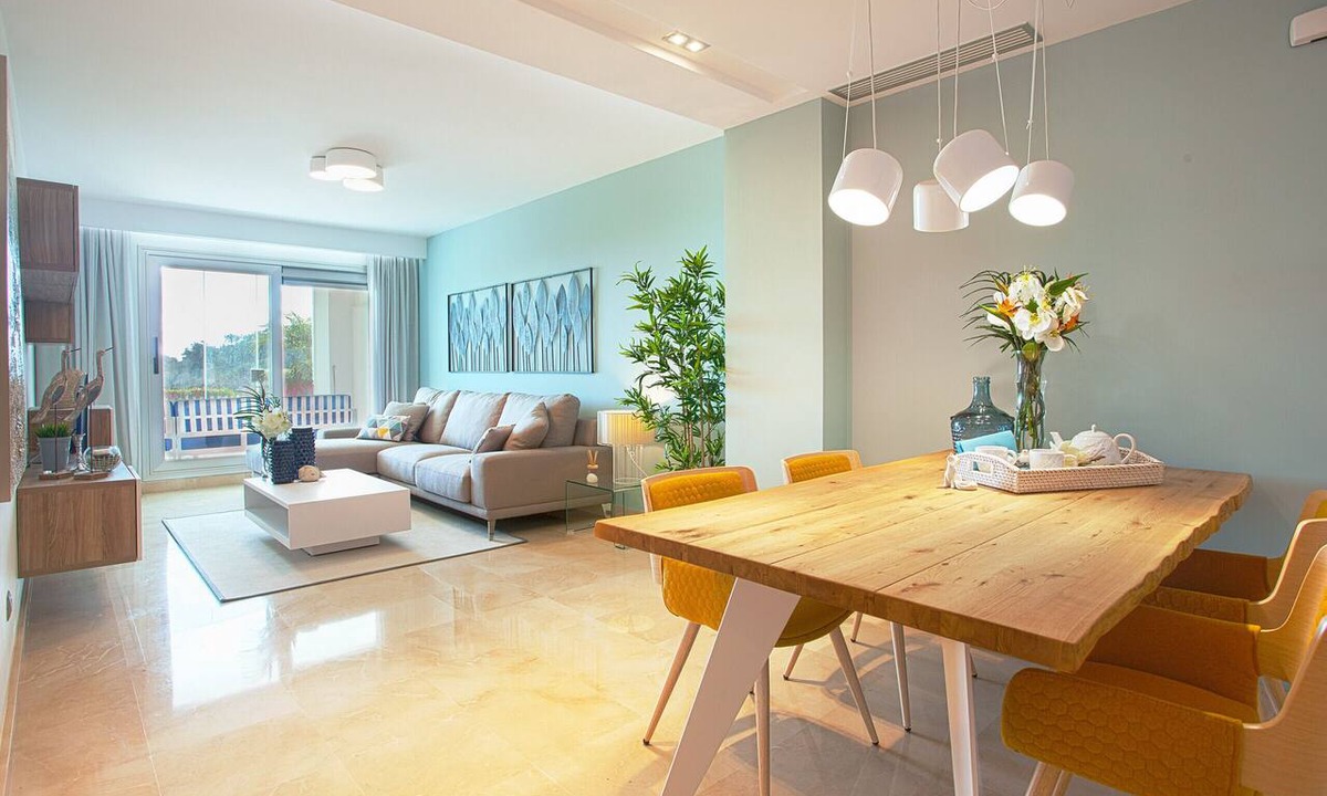 Ojen Apartment | Modern Three bed ground floor apartment La Mairena
