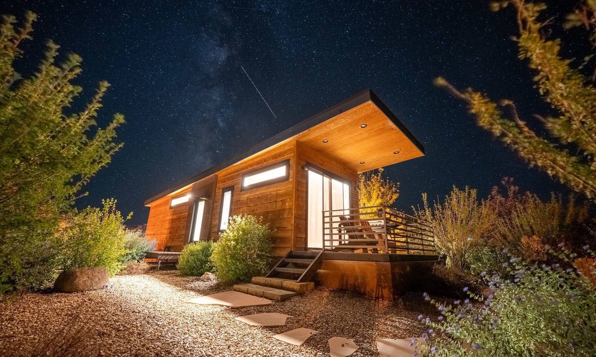 Escalante House | Modern Tiny Cabin Near Grand Staircase Utah