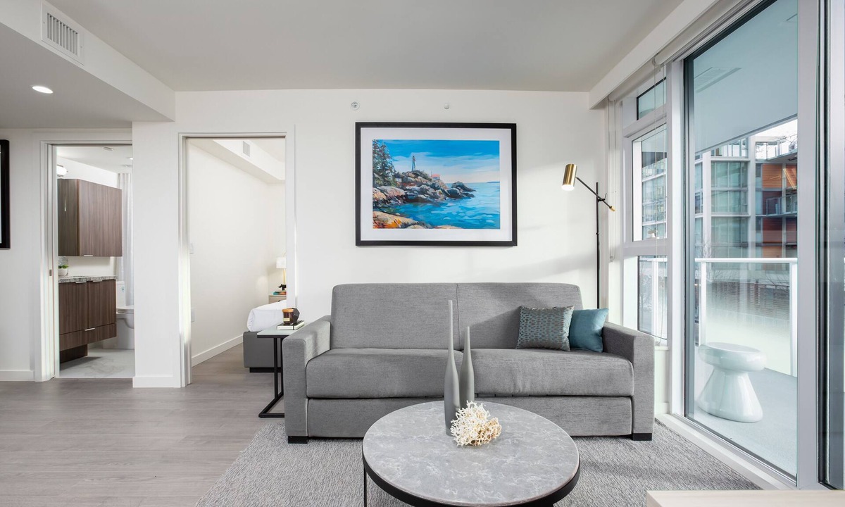 Downtown Vancouver Hotel | Modern Two Bedroom Apartment in Trendy Downtown Neighbourhood