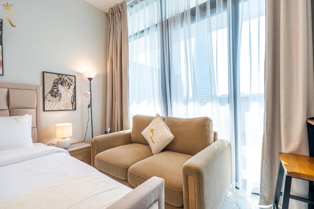 Abu Dhabi Apartment | Modern Urban Studio - Luxe Escape