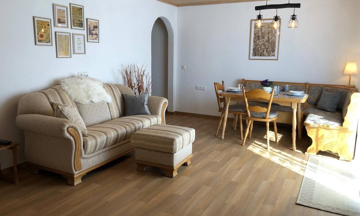 Hohenwarth Apartment | Modern vacation apartment (100sqm) with balcony