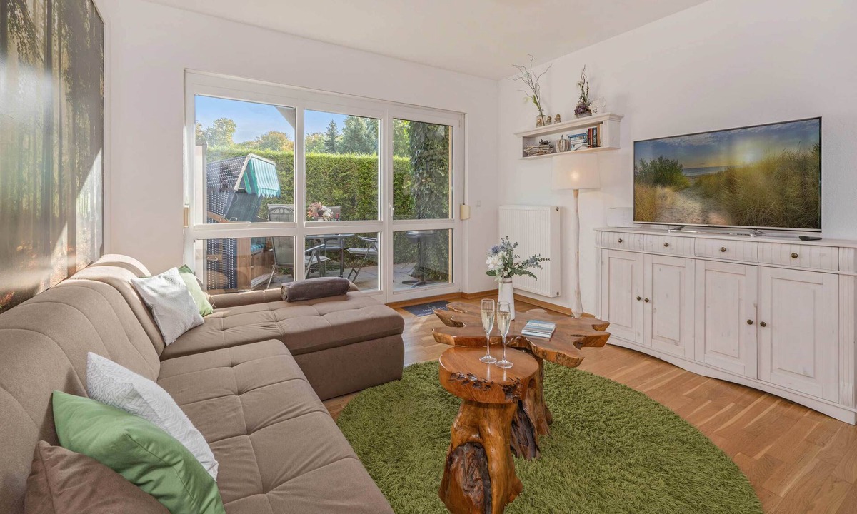 Koserow Apartment | Modern vacation apartment in Koserow with terrace - only 650 m to the beach