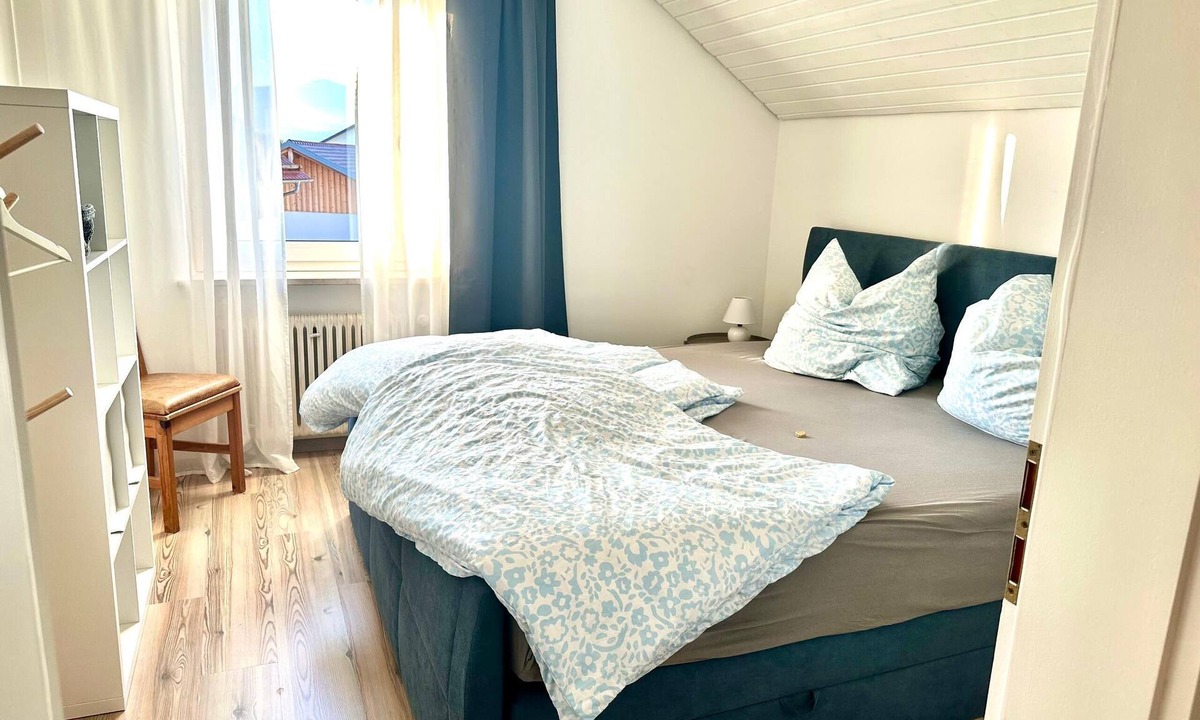 Furth im Wald Apartment | Modern vacation home with balcony and bathtub (81 sqm)