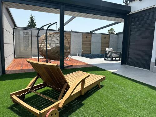 Kundu Villa | Modern Villa with Heated Private Pool - Antalya Lara
