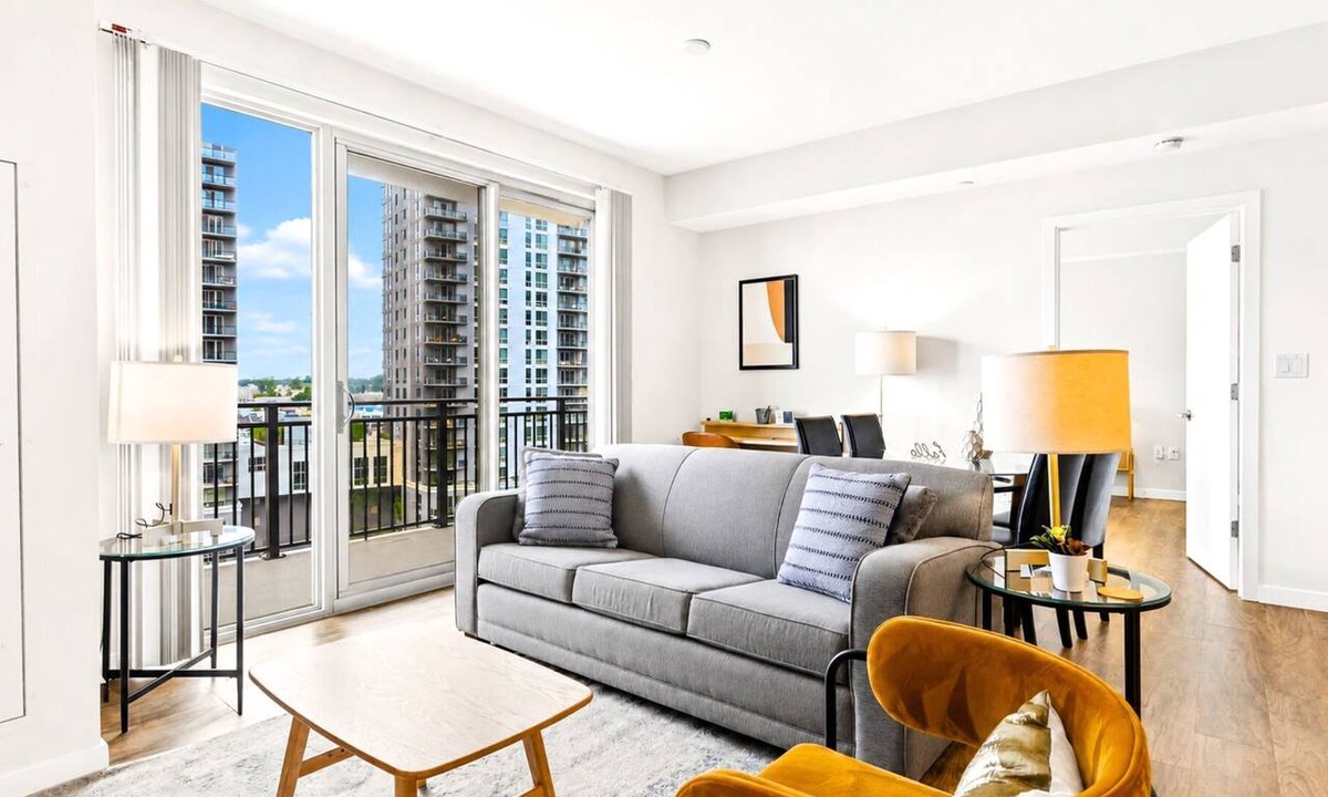 Stamford Apartment | Modern Waterfront Apt in Harbor Point