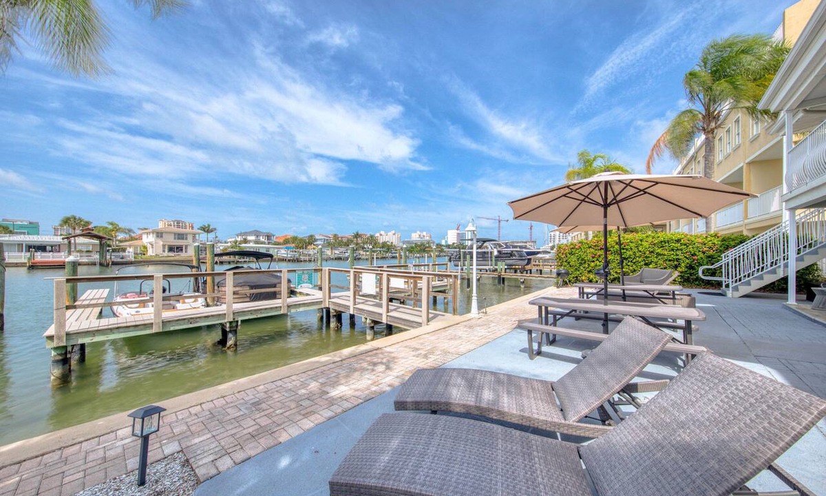 Clearwater Beach Condo | Modern Waterfront Escape Near Beach (U3)