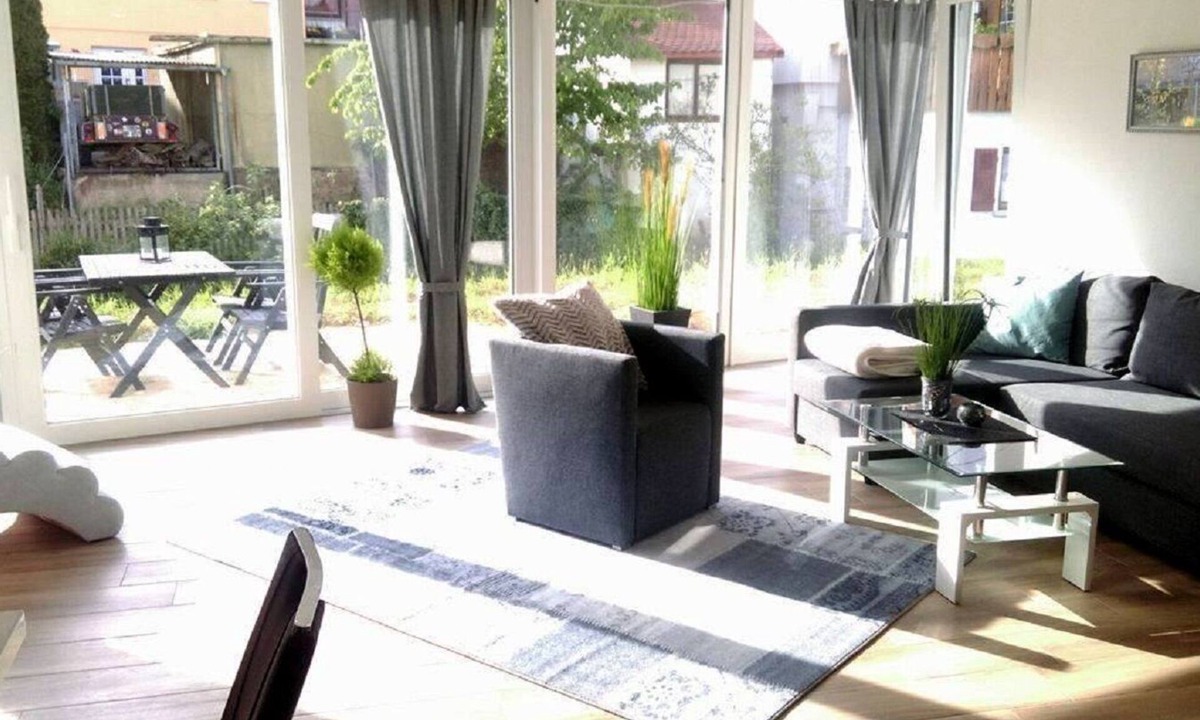 Markelsheim Apartment | Moderne und barrierefreie Ferienwohnung mit großer Terrasse, kostenfreies Parken und WLAN