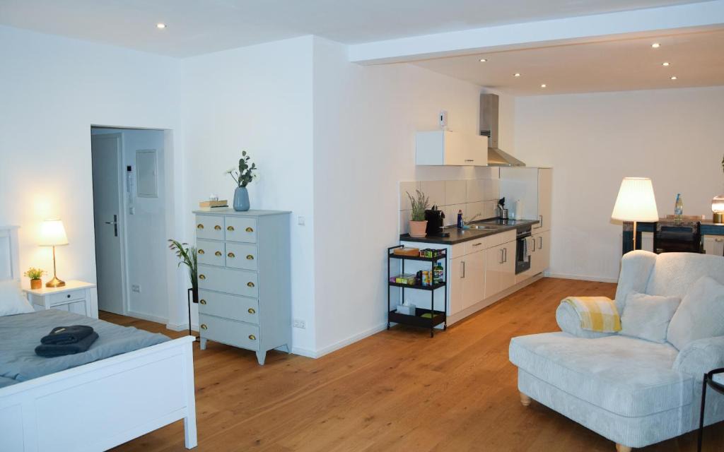 Gernsbach Apartment | Modernes Studio Appartement mit Leseecke