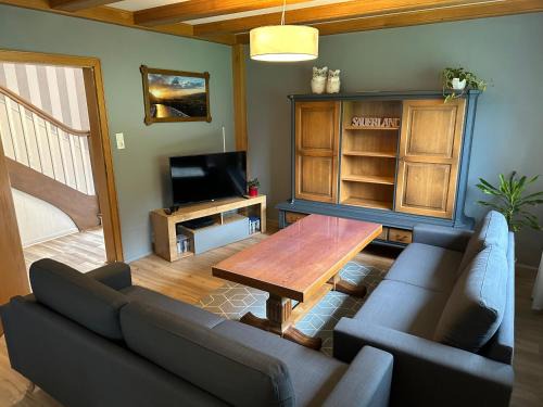 Gellinghausen Apartment | Modernisierte Ferienwohnung im schönen Sauerland