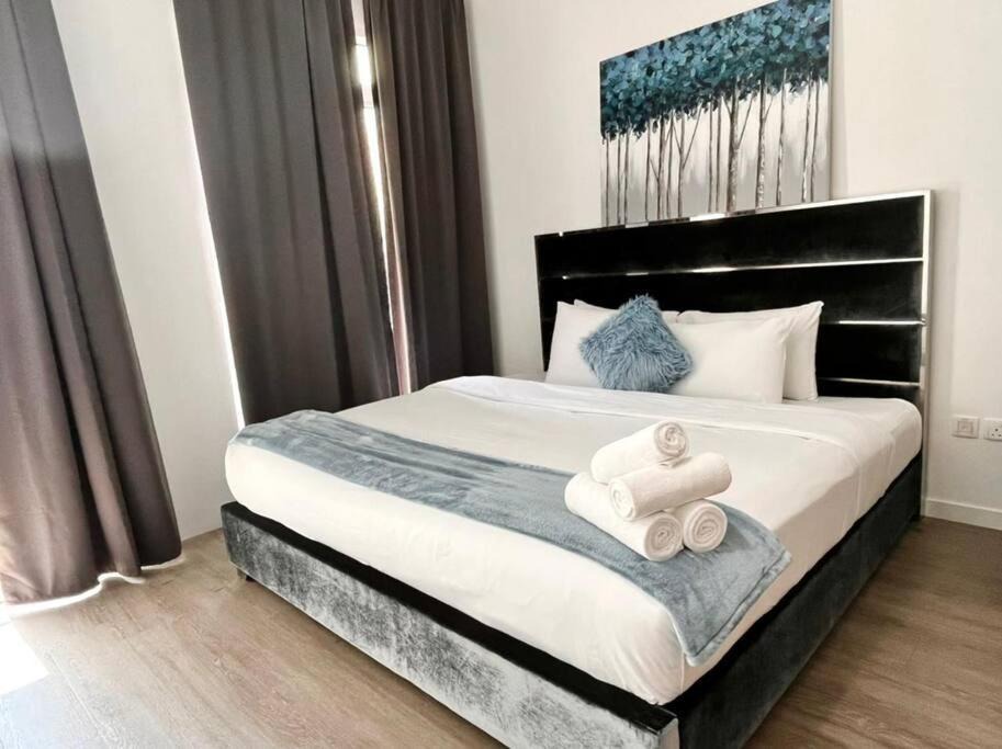Jumeirah Village Triangle Apartment | ModernLux - Lovely Studio Apartment in JVT next to Park
