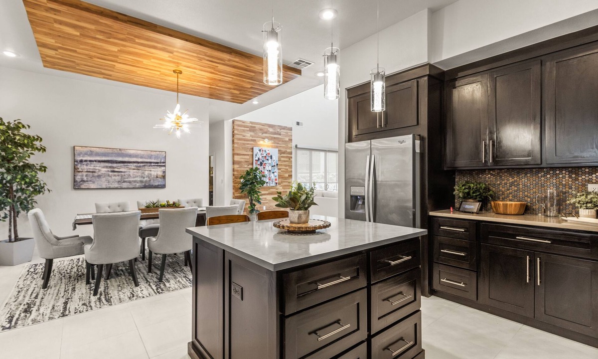 El Paso House | Moderno Velo -Uber Modern near Hiking & Mtn Biking