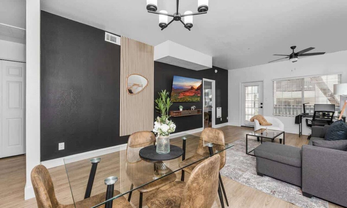 North Scottsdale Apartment | Modish2BR Pickle&Basketball Ct,Pool,BBQ Cabanas