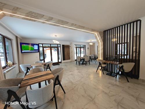 Borsa House | MOFT Borsa