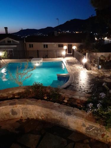 Samos Town Apartment | Mondo Piccolino