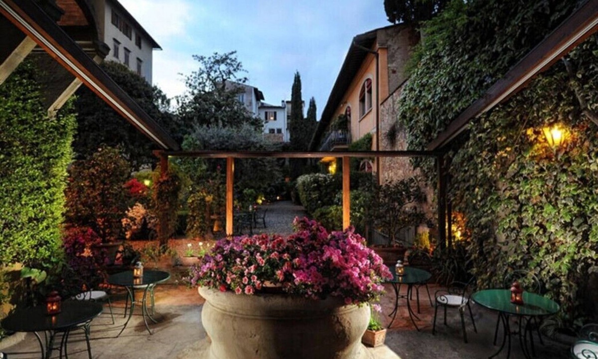 Sant' Ambrogio Hotel | Monna Lisa