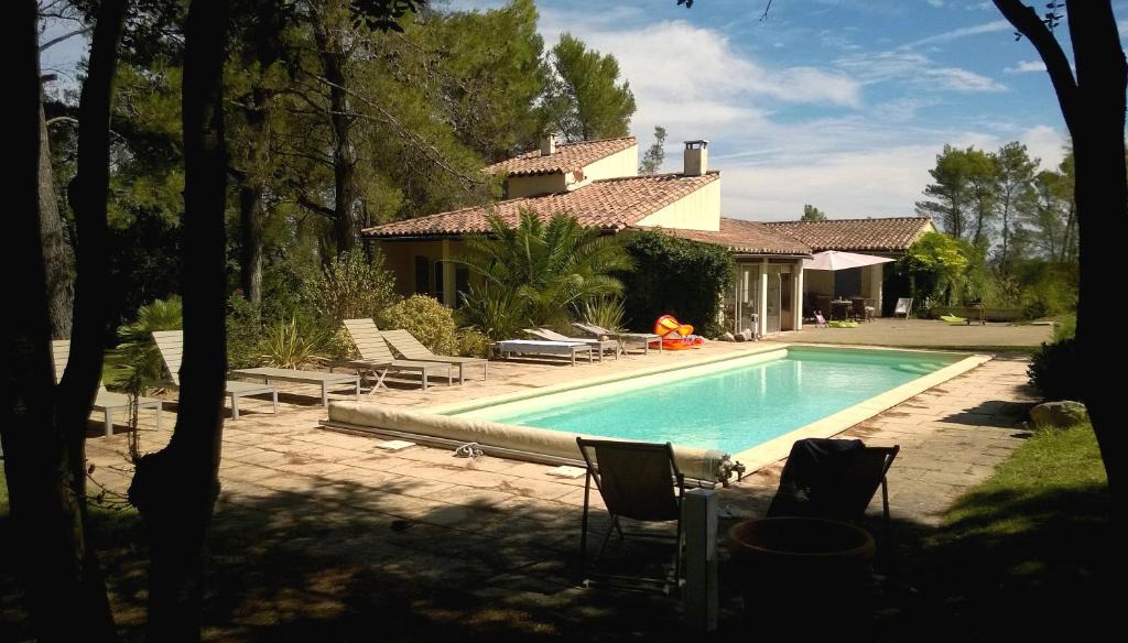 Barbentane Villa | Montagnette Barbentane